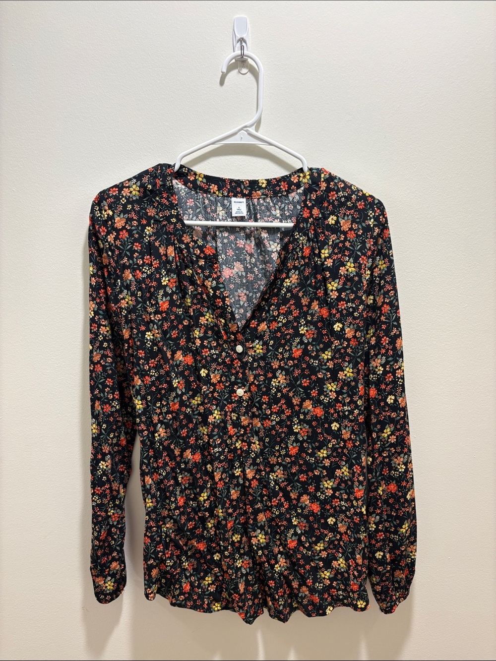 Old Navy Black Floral Ruffled-Neck Top
